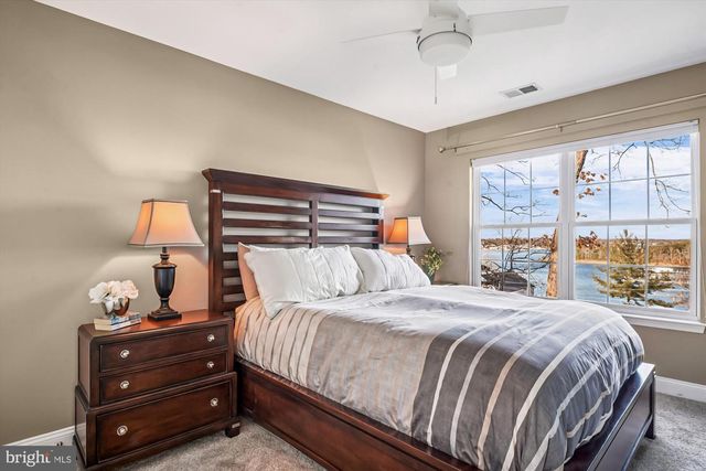 3325 GLEBE DR, Edgewater, MD 21037