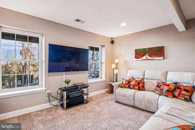 3325 GLEBE DR, Edgewater, MD 21037