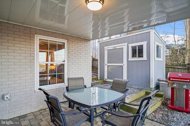 3325 GLEBE DR, Edgewater, MD 21037