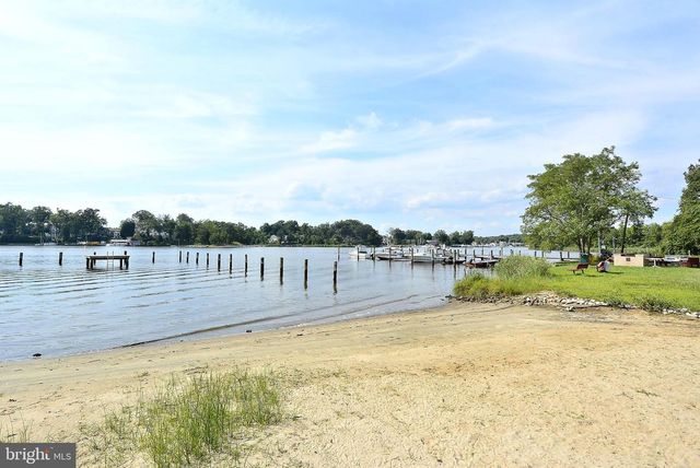 3325 GLEBE DR, Edgewater, MD 21037