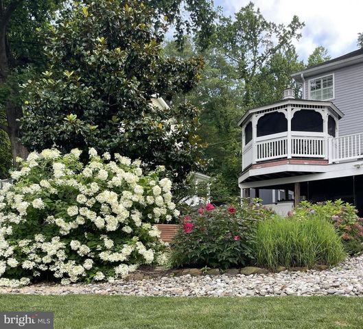 3325 GLEBE DR, Edgewater, MD 21037