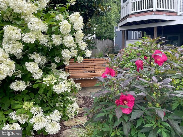 3325 GLEBE DR, Edgewater, MD 21037