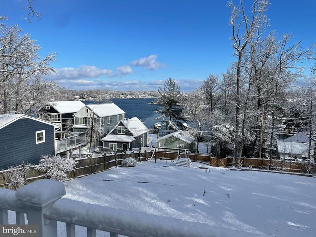 3325 GLEBE DR, Edgewater, MD 21037