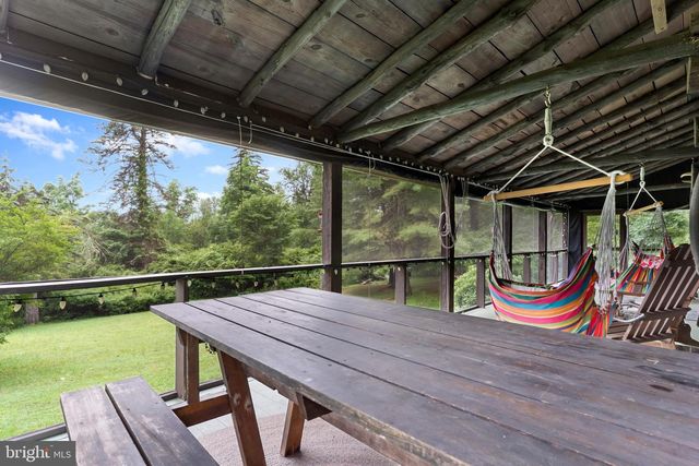 1 OLD SHIPPENSBURG RD, Gardners, PA 17324
