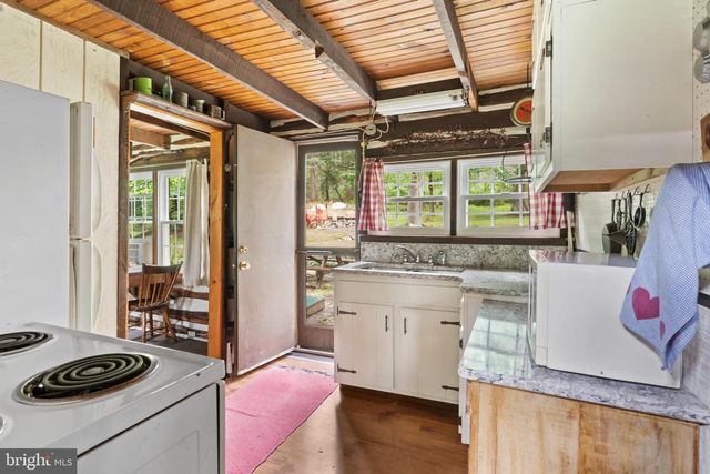 1 OLD SHIPPENSBURG RD, Gardners, PA 17324