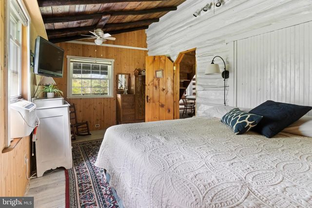 1 OLD SHIPPENSBURG RD, Gardners, PA 17324