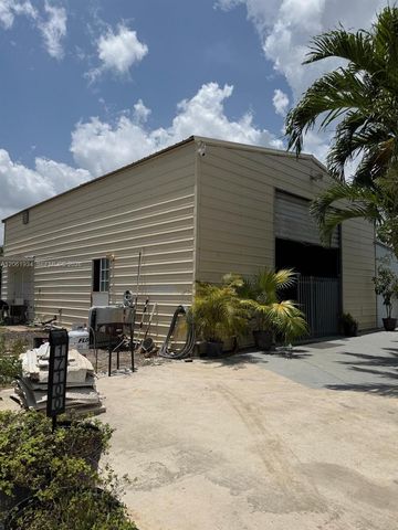 17100 SW 197th Ave, Miami, FL 33187