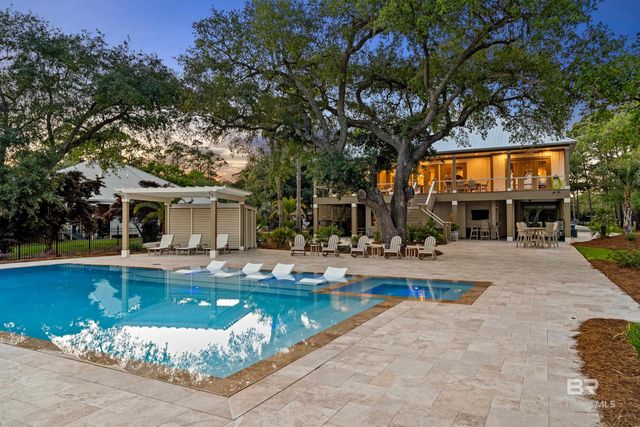 649 W FORT MORGAN Road, Gulf Shores, AL 36542