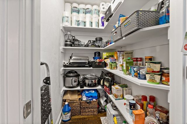 1026 Tremont St, Dighton, MA 02764