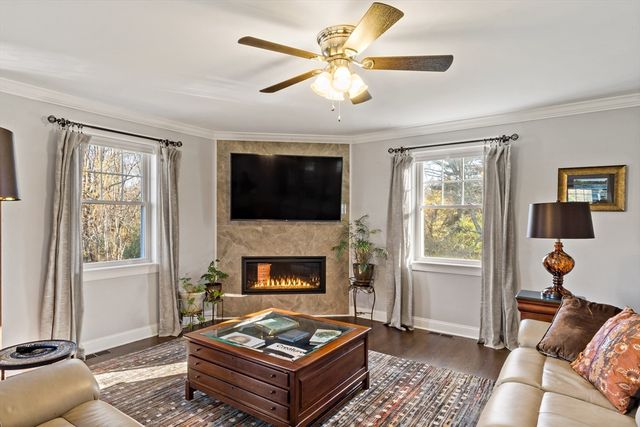 1026 Tremont St, Dighton, MA 02764