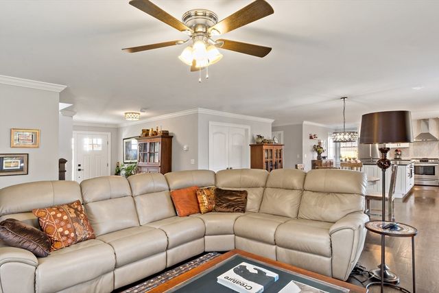 1026 Tremont St, Dighton, MA 02764