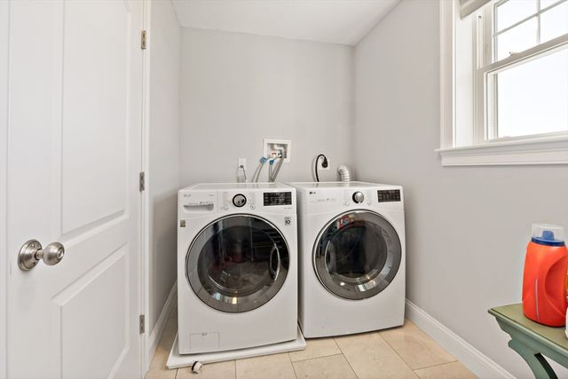 1026 Tremont St, Dighton, MA 02764