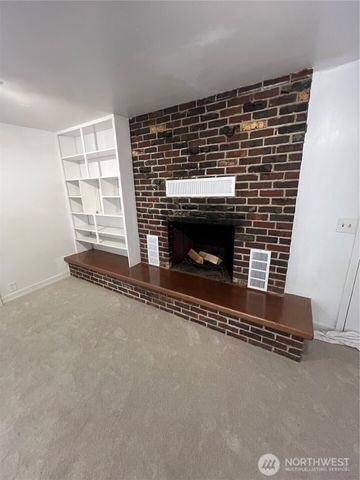 20326 SE 24 Street, Sammamish, WA 98075