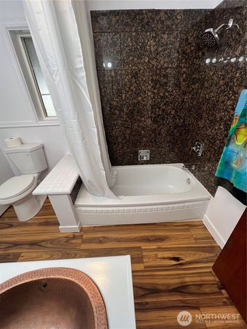 20326 SE 24 Street, Sammamish, WA 98075