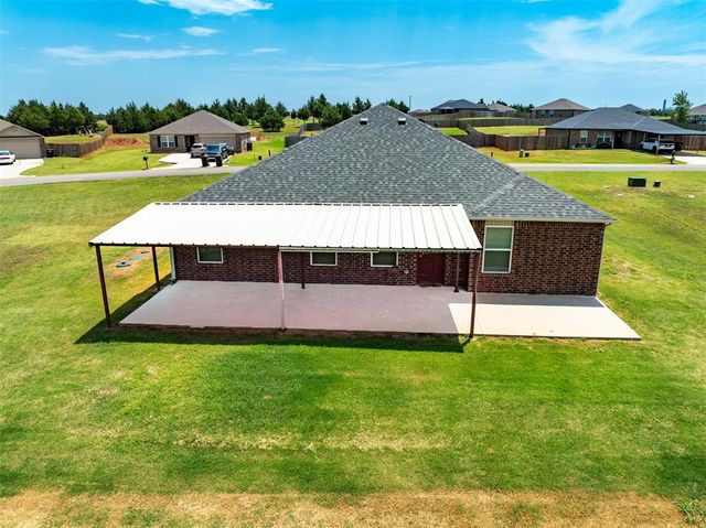 5718 Bent Creek Road, Shawnee, OK 74804