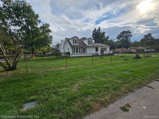 35621 Florence Street, Westland, MI 48185