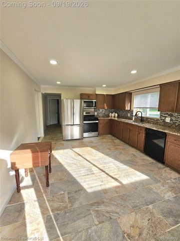 35621 Florence Street, Westland, MI 48185