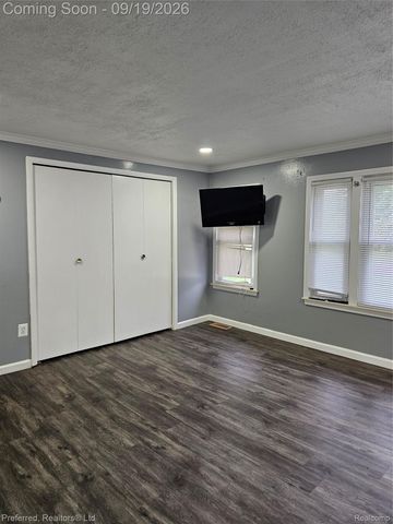 35621 Florence Street, Westland, MI 48185
