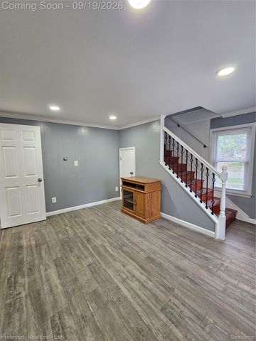 35621 Florence Street, Westland, MI 48185