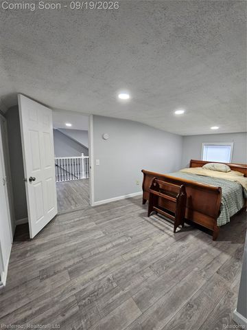 35621 Florence Street, Westland, MI 48185
