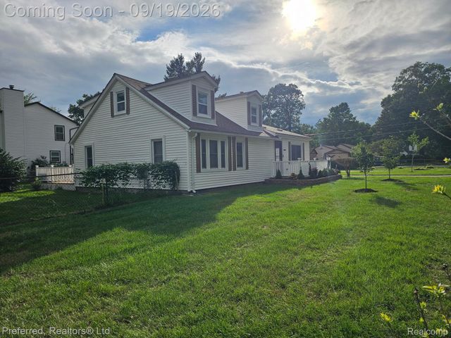 35621 Florence Street, Westland, MI 48185