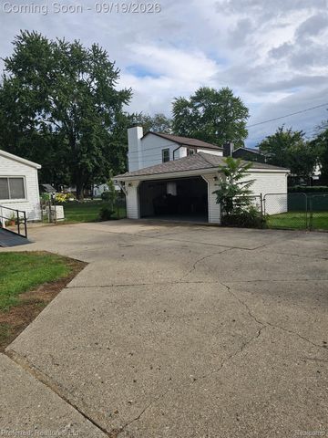 35621 Florence Street, Westland, MI 48185