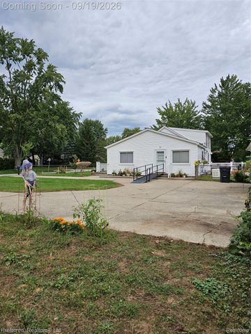 35621 Florence Street, Westland, MI 48185