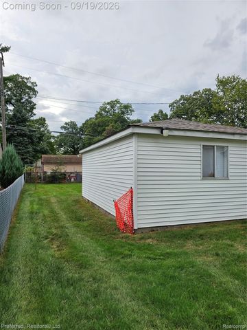 35621 Florence Street, Westland, MI 48185