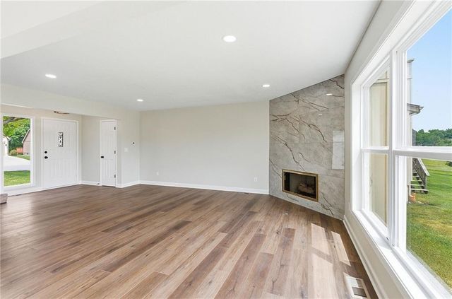 12011 E 86 Street, Kansas City, MO 64138