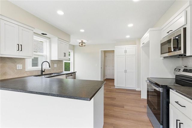 12011 E 86 Street, Kansas City, MO 64138