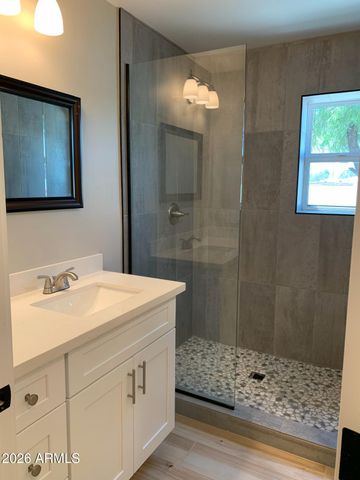 3415 E SHERIDAN Street, Phoenix, AZ 85008