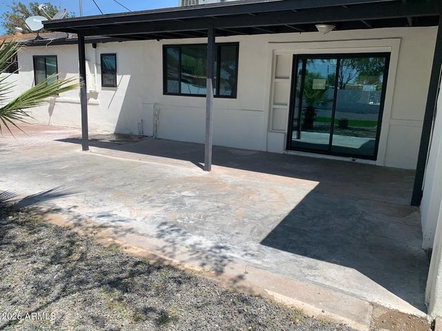 3415 E SHERIDAN Street, Phoenix, AZ 85008