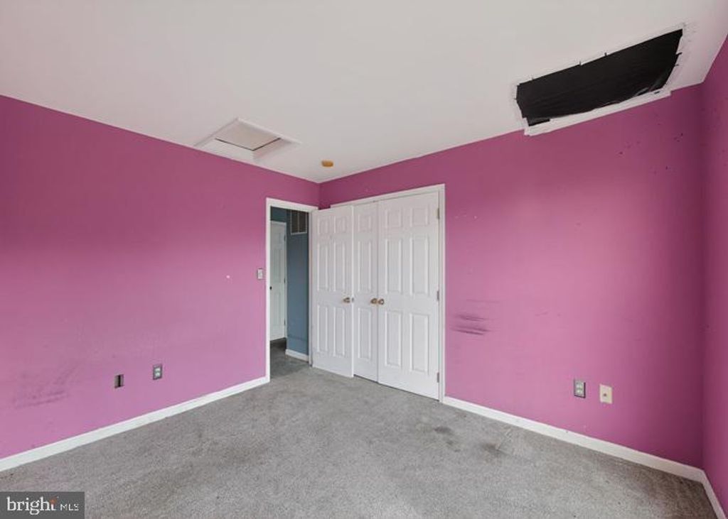 Image 16 of property listing at 202 MORNING FROST ST, Taneytown, MD 21787