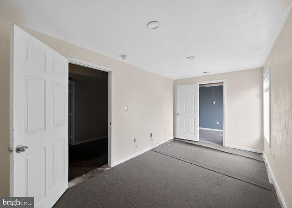 Image 18 of property listing at 202 MORNING FROST ST, Taneytown, MD 21787