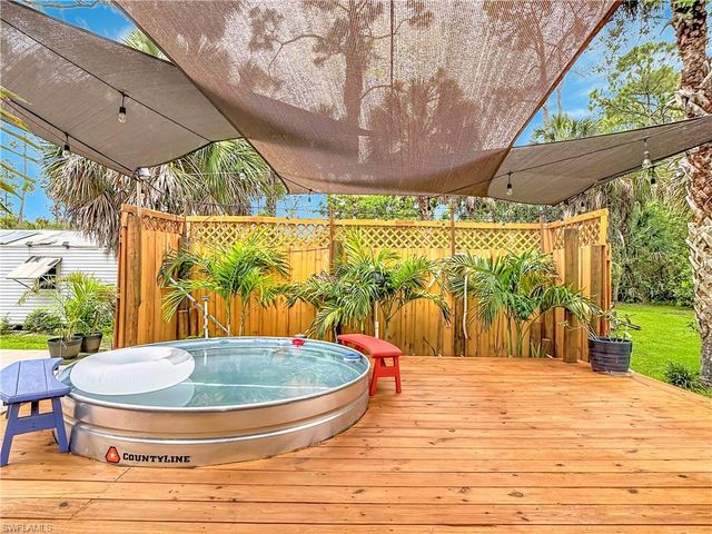 361 39th AVE NE, Naples, FL 34120