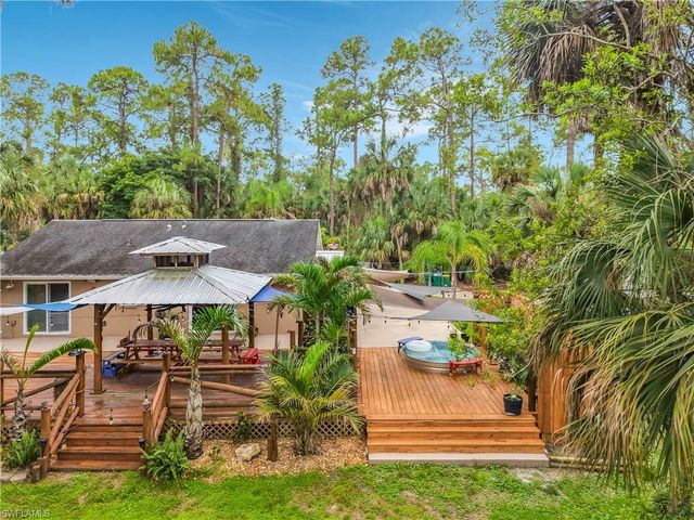 361 39th AVE NE, Naples, FL 34120
