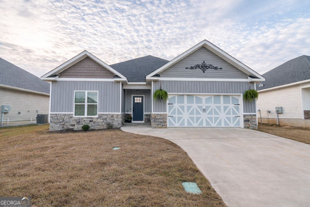 111 Cascades Court, Bonaire, GA 31005