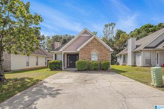 139 FLAGSTONE LANE, Calera, AL 35040