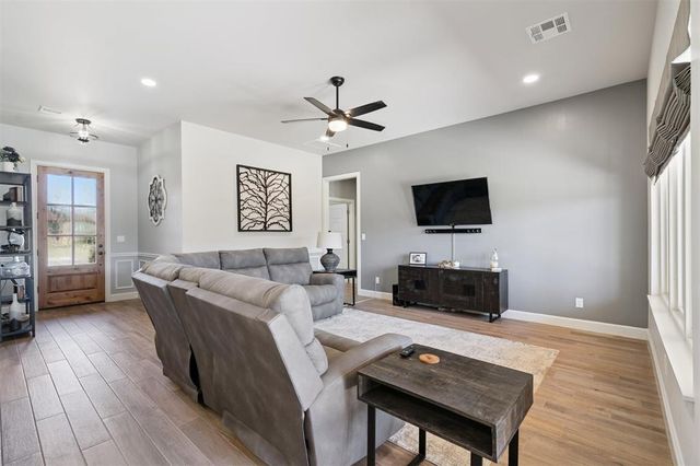 2518 Birmingham Drive, Norman, OK 73071