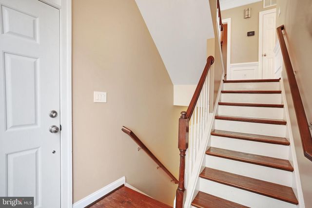 42990 MILL RACE TER, Leesburg, VA 20176