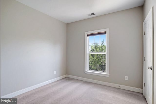 42990 MILL RACE TER, Leesburg, VA 20176