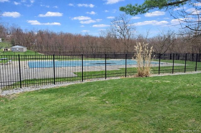 18 Spruce Court, Fishkill, NY 12524