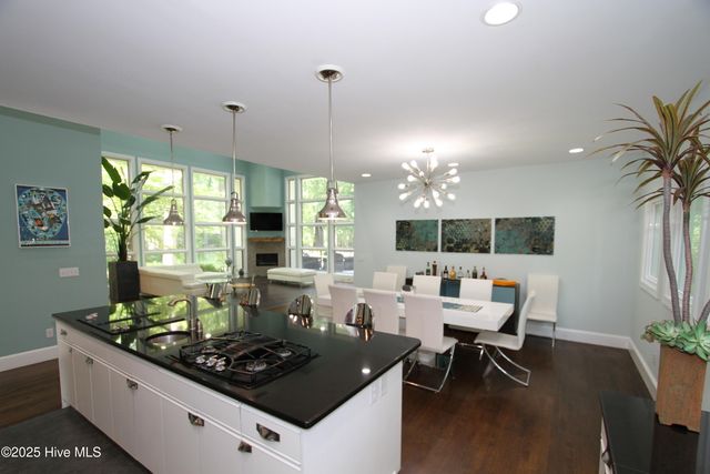 1458 Forest Acre Drive, Greenville, NC 27834