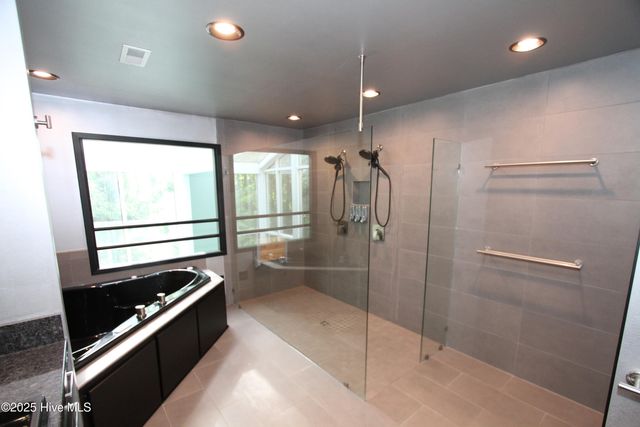 1458 Forest Acre Drive, Greenville, NC 27834
