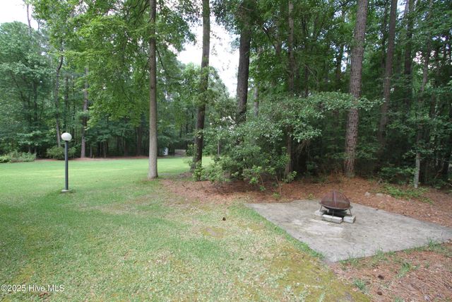 1458 Forest Acre Drive, Greenville, NC 27834