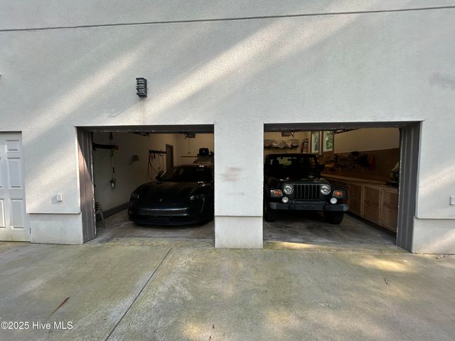 1458 Forest Acre Drive, Greenville, NC 27834