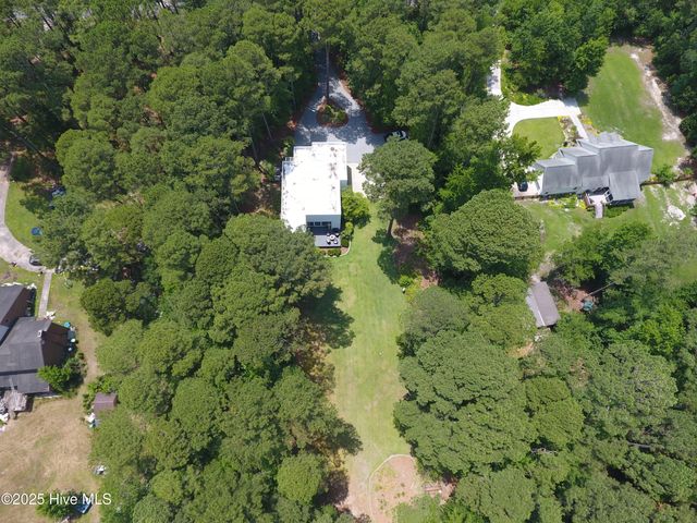 1458 Forest Acre Drive, Greenville, NC 27834