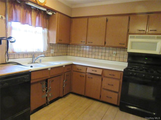 17 Whippoorwill Trail, Monroe, NY 10950