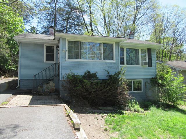 17 Whippoorwill Trail, Monroe, NY 10950