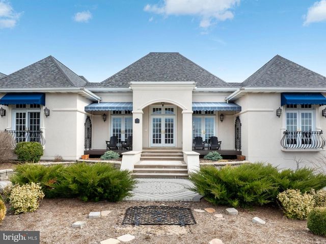 220 MT PLEASANT DR, Boalsburg, PA 16827